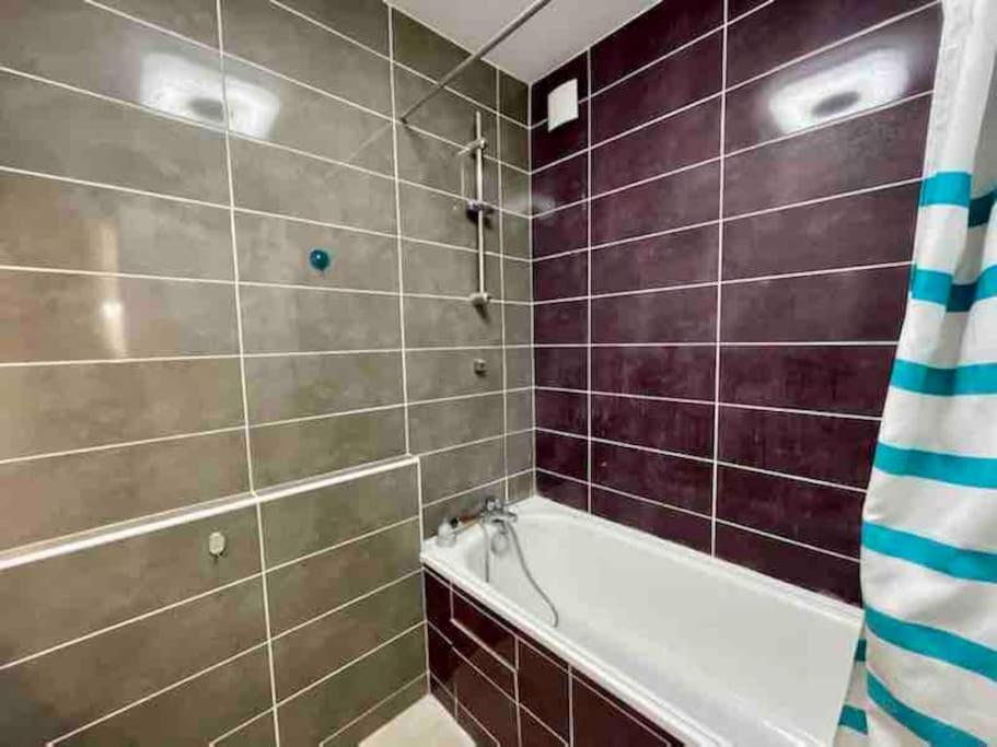Friendly Bean Apartment Кашан Екстериор снимка